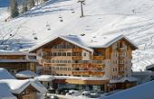 Die schönsten Familienhotels zum Skifahren lernen