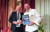 FAZ kürt Andreas Döllerer zum „Internationalen Koch des Jahres“