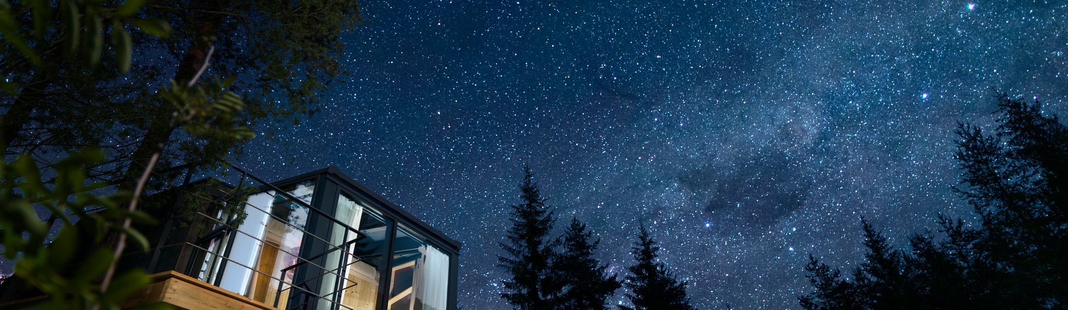 Himmelbett reloaded: Sternezählen im Glas Cube