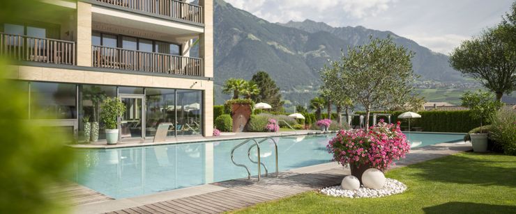 Hike, chill, explore – zwischen Infinitypool & City-Flair