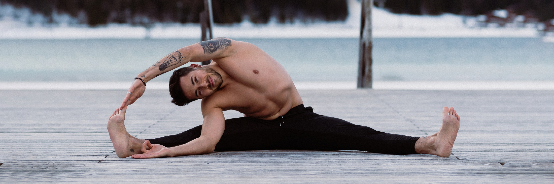 SCHWERELOS ZWISCHEN YOGA UND SOLE