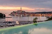 Küstengeflüster: Wo Reeves, Lafer & Co. Urlaub machen