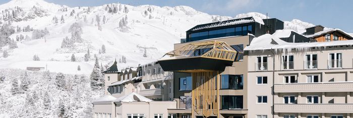 VOM BETT AUF DIE PISTE IM FAMILIENHOTEL